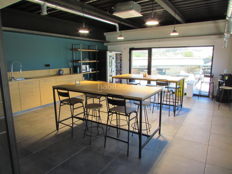 Foto 2eb29e56-d979-4ca0-b20c-ad1e147bb4be. Location local commercial dans lugar de la telva 1 dans Cambre