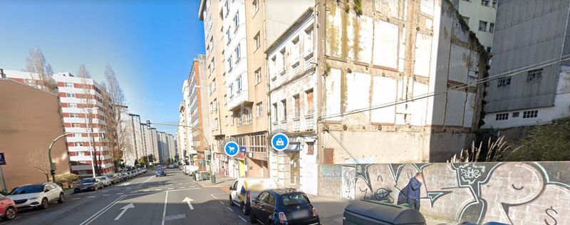 Foto a62779ff-930d-44db-a4cf-0528a04dd8c6. Building in avenida de monelos 129 in Los Castros - Castrillón Coruña (A)