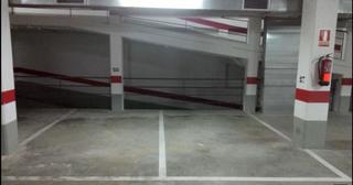 Parking voiture à Avenida xoan vicente viqueira 15