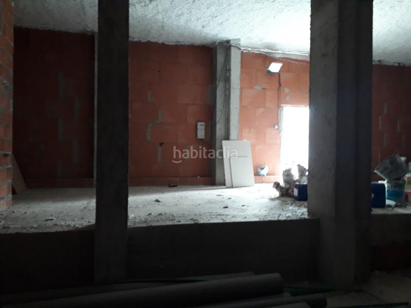 Foto 51261f81-abef-4ee7-a215-897a82ae3d8b. Local comercial en Someso - Matogrande Coruña (A)