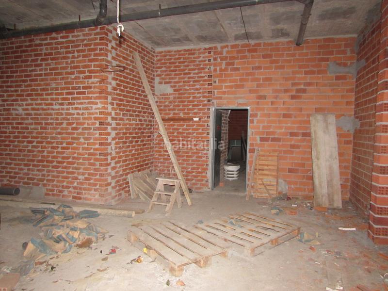 Foto 22852965-d881-40ec-8ce9-1eaf02ab5772. Local comercial en rúa rafael bárez 26 precio negociable en Narón