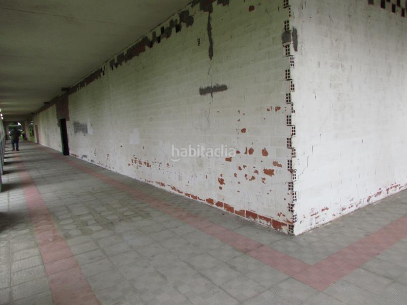 Foto 2ea230ce-c7ee-4c06-8a5f-0f26f72e957b. Local comercial en rúa rafael bárez 26 precio negociable en Narón