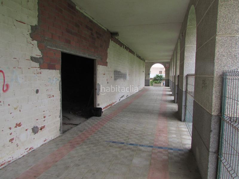 Foto 31b645bc-d98f-465e-a34b-93dcbe7ca86a. Local comercial en rúa rafael bárez 26 precio negociable en Narón