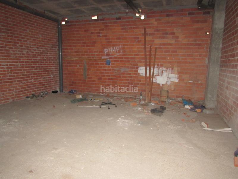 Foto 4e49be8d-d0b0-4f7b-9bde-f4d64c0da809. Local comercial en rúa rafael bárez 26 precio negociable en Narón