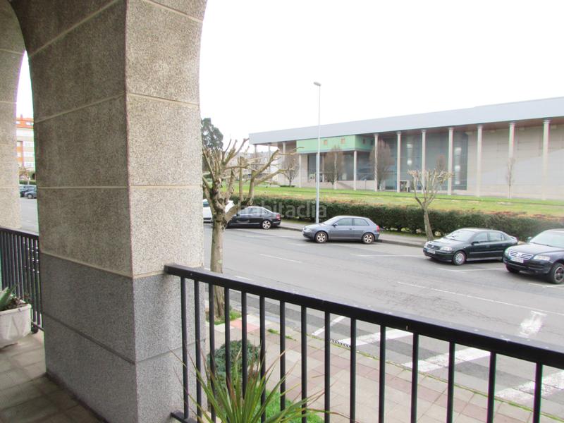 Foto fb0abf38-1845-44c0-bd64-581f25cc74b5. Local comercial en rúa rafael bárez 26 precio negociable en Narón