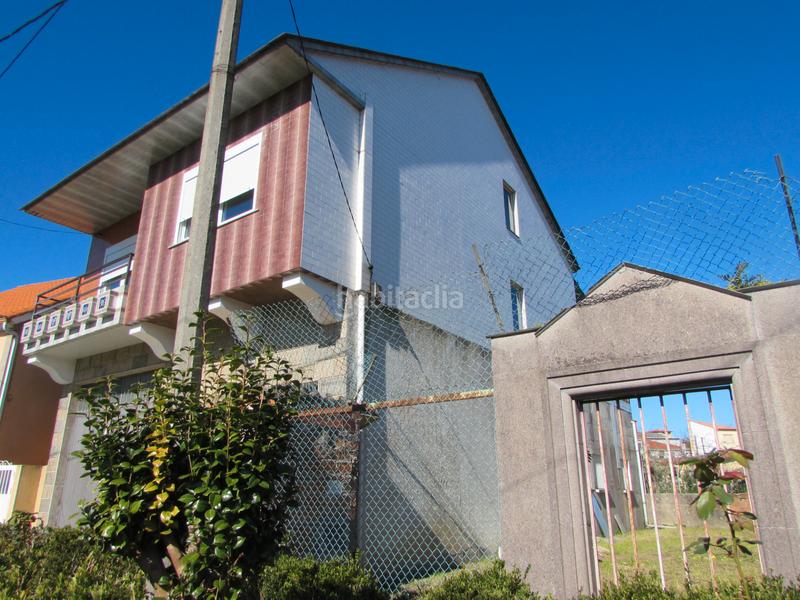 Foto d3e7a3e4-483b-46d0-af40-d123c2f4177e. Casa en rua rio lambre 4 oportunidad de inversion. en Ferrol