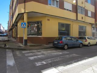 Local commercial à Rúa cristóbal colón 51. Oportunidad de inversion.