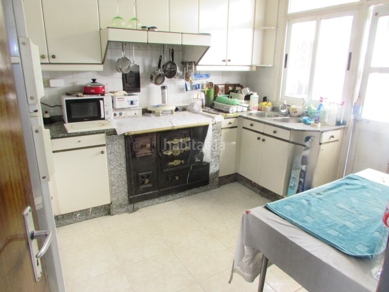 Foto 0f5a6f5e-342a-42a6-9020-ffe0d494191f. Building in lugar gaiteiro 1 in Cambre
