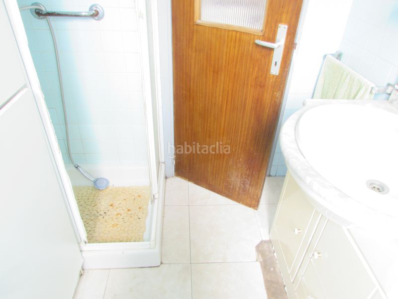 Foto a0d75fd1-c047-4db7-b0d1-06a83ecddeb0. Building in lugar gaiteiro 1 in Cambre
