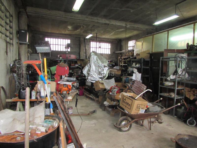 Foto fc67d7f1-e40e-4145-b0e4-4606ca034f9d. Edifici a lugar gaiteiro 1 a Cambre