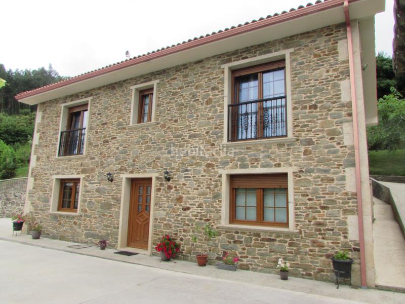 Foto 8385b583-3182-4dcf-964a-a36fd1cf2b41. Casa en lugar paradela 4 en Carral