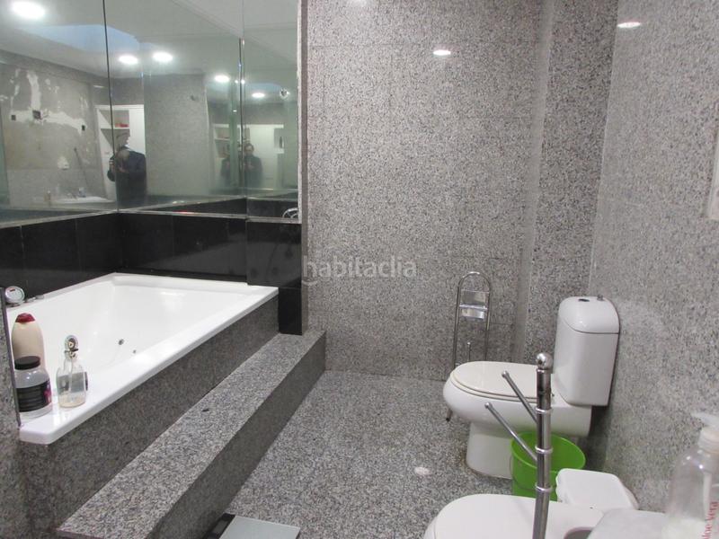 Foto f82c7d98-4b31-42b2-be38-840ec3d5a5b9. Piso en rúa vigo 12 en A Gándara Narón