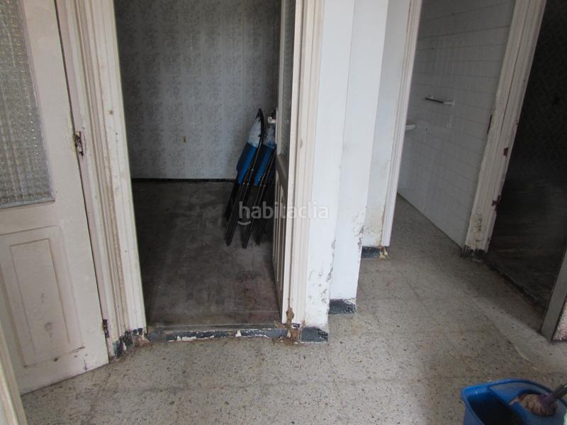 Foto 04c26248-b8da-4d9a-9429-4eb22128f69c. Casa a rúa real alta 87 a A Malata - Catabois - Ciudad Jardín Ferrol