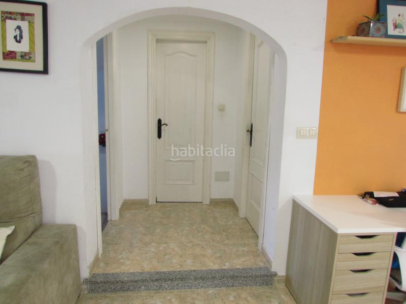 Foto 054a941c-048f-44eb-a8c8-4abbc6a6280a. Casa a rúa real alta 87 a A Malata - Catabois - Ciudad Jardín Ferrol