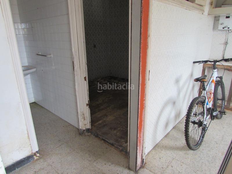 Foto 5579f9dc-3366-462d-8831-2c314da49f4a. Casa a rúa real alta 87 a A Malata - Catabois - Ciudad Jardín Ferrol