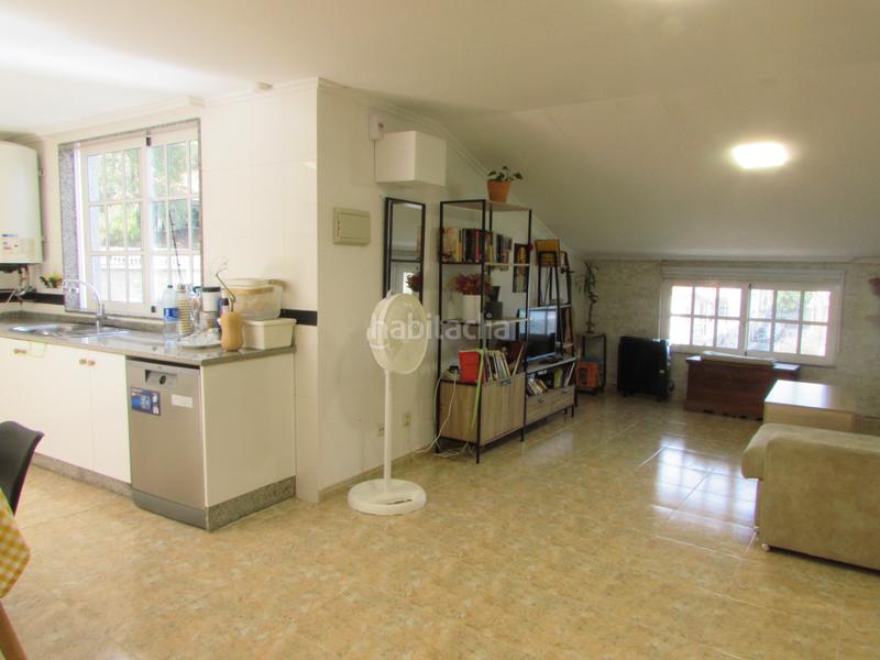 Foto 5a46db56-47b3-4332-8f81-db6b566e696a. Casa a rúa real alta 87 a A Malata - Catabois - Ciudad Jardín Ferrol