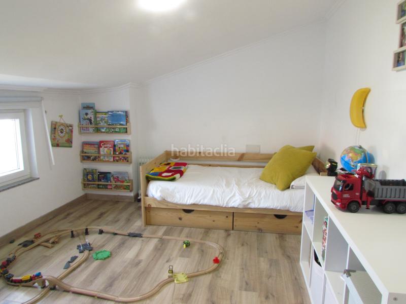 Foto 9d6edbd8-c280-42ff-90be-34757029ed85. Casa a rúa real alta 87 a A Malata - Catabois - Ciudad Jardín Ferrol