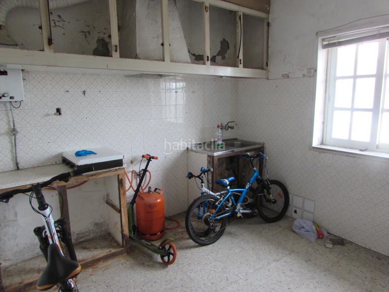 Foto d75db538-3500-4276-b428-54088c39bbbe. Casa a rúa real alta 87 a A Malata - Catabois - Ciudad Jardín Ferrol
