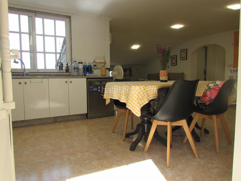 Foto e6b9819b-ec5d-42f3-afa0-3347b59a152f. Casa a rúa real alta 87 a A Malata - Catabois - Ciudad Jardín Ferrol
