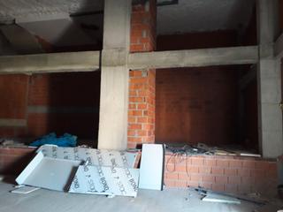 Business premise in Avenida Xuxán 178