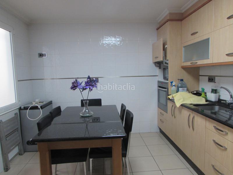 Foto 255f8b89-c885-4307-96c3-48e9de1cb422. Rent flat in rúa vicente risco 1 in Oseiro Arteixo