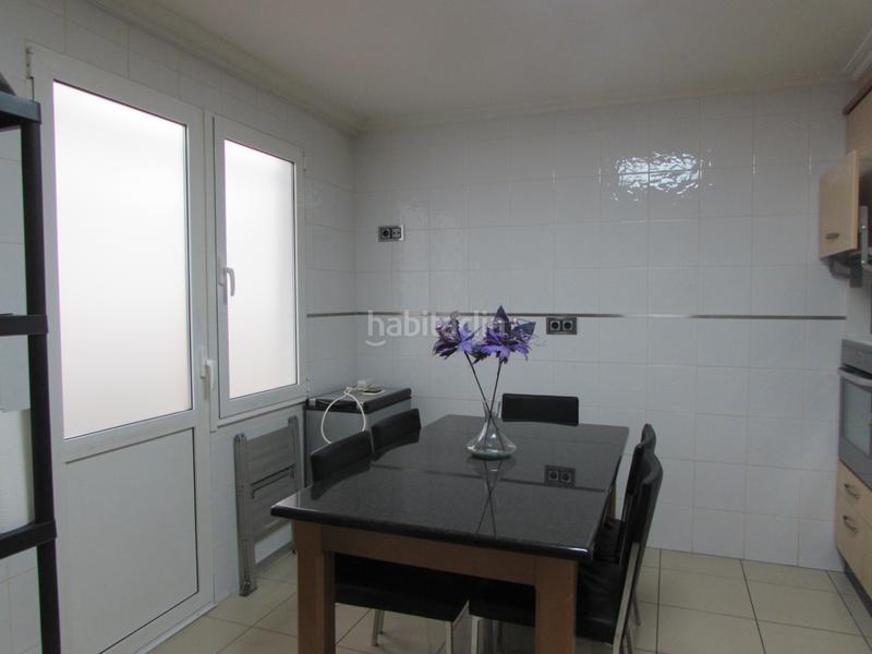 Foto bc2d55b1-2788-4747-a2eb-30b1a90fa00c. Rent flat in rúa vicente risco 1 in Oseiro Arteixo