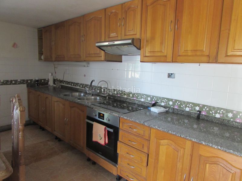 Foto 1dacde4f-b090-4525-aa5d-49b7f91359ba. Casa a montecuruto núcleo 167 a A Malata - Catabois - Ciudad Jardín Ferrol