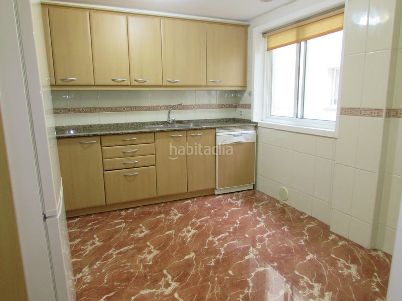 Foto 0fa1153d-0c64-41a3-a85d-71fce9ff8a92. Piso en rua manuel lugris 3 en A Gándara Narón