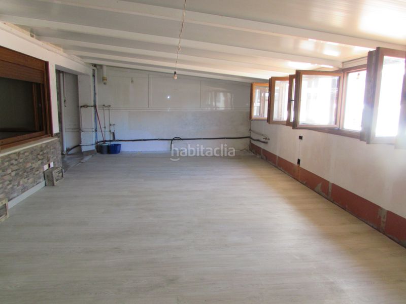 Foto cddfbbbc-3e95-4c4a-84b8-b96667e7308f. Piso en Alto del Castaño Narón