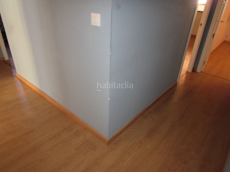 Foto f9e0035e-75a6-4b3b-bb54-6d16665dcad2. Piso en Alto del Castaño Narón