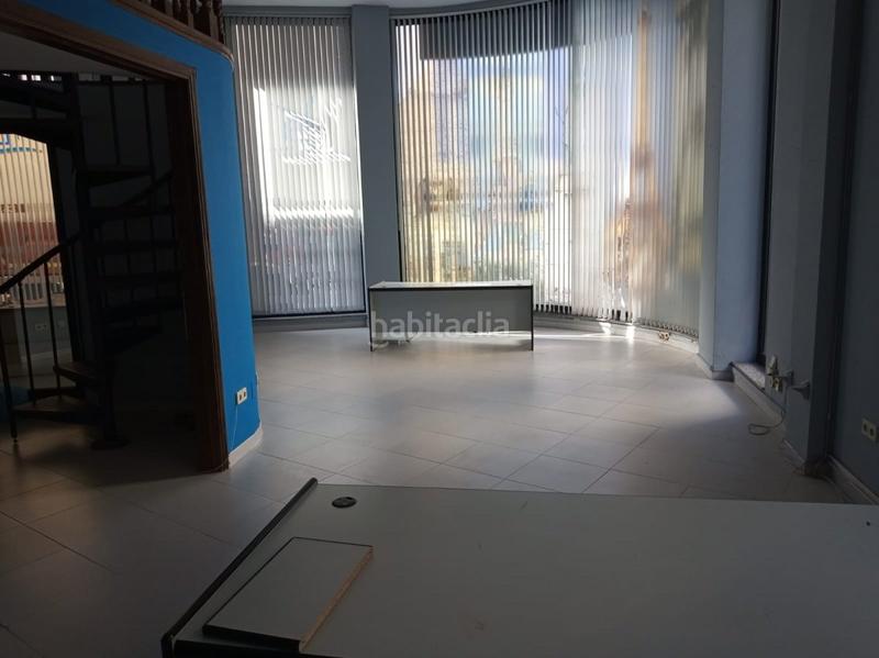 Foto 14c67c88-d730-4d43-bfdb-8d6fe8e817de. Local comercial  centrico en Boiro