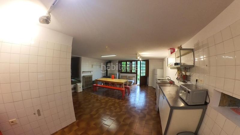 Foto 18d226f0-3ece-44c3-b7fd-08f444efdb2a. Casa  de piedra con finca en lalin en Lalín