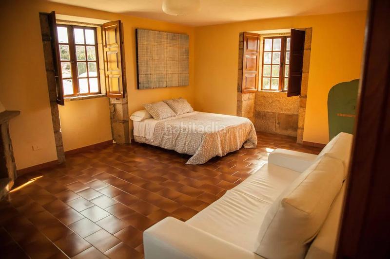 Foto 3960d89b-edcb-4d51-8c6e-904b3725df56. Casa  de piedra con finca en lalin en Lalín
