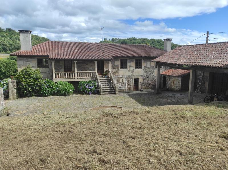 Foto 71c553ec-a1ab-4258-b9d1-3ac0a58e3f66. Casa  de piedra con finca en lalin en Lalín