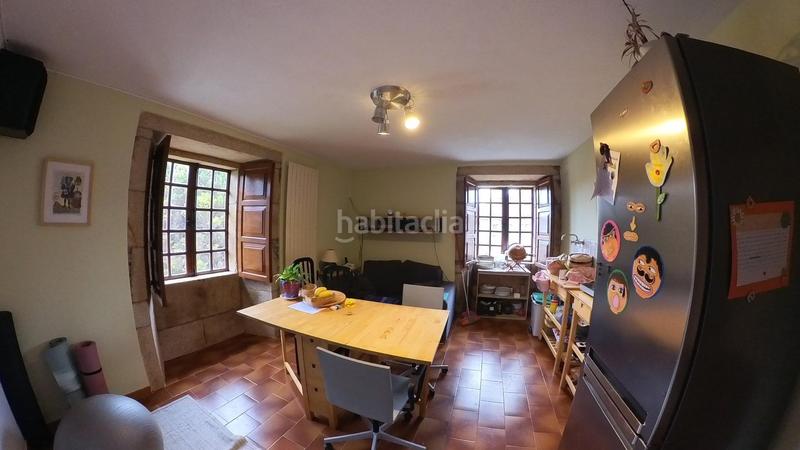 Foto f0ba2269-2625-471a-8b9b-513f5f4086e7. Casa  de piedra con finca en lalin en Lalín