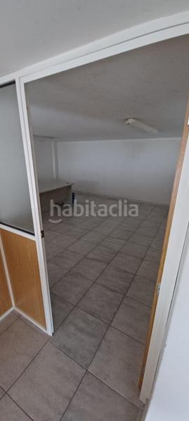 Foto c5b4a8a7-3ebf-44cd-a3dc-5c667fd9b731. Miete büro mit heizung in Campus Norte - San Caetano Santiago de Compostela