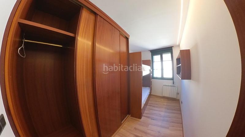 Foto bca7c442-d620-4c23-97a9-965b069f8162. Casa con riscaldamento parcheggio in Campus Norte - San Caetano Santiago de Compostela