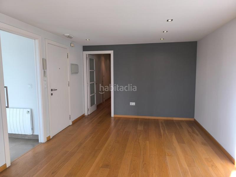 Foto 641f6ff7-e34c-4f99-ad71-5a572e2781b2. Maison avec chauffage dans Campus Norte - San Caetano Santiago de Compostela