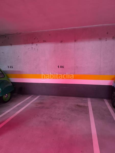 Foto a272c913-a656-49de-979e-a6c6cc13fcd2. Parking voiture dans calle roberto vidal bodaño 1 dans Santiago de Compostela