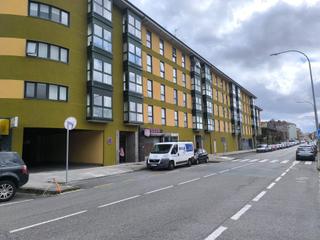 Aparcament cotxe a Calle roberto vidal bodaño 1. Plaza de garaje en santiago