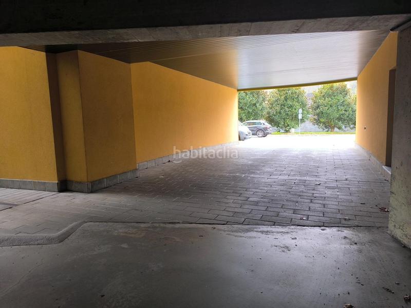 Foto e8fd8df5-0984-482f-8969-2bc79be27ac8. Parking voiture dans calle roberto vidal bodaño 1 dans Santiago de Compostela