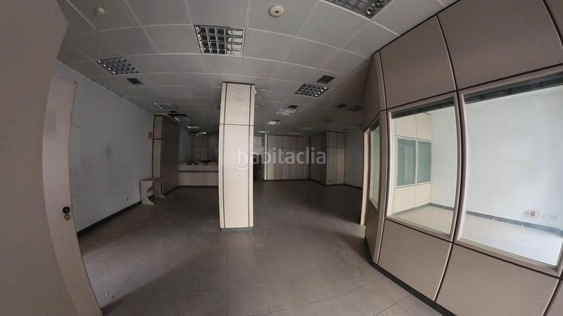 Foto 1be630c0-0ef9-4357-80cf-645e3806f632. Alquiler local comercial local en alquiler en santiago en Santiago de Compostela