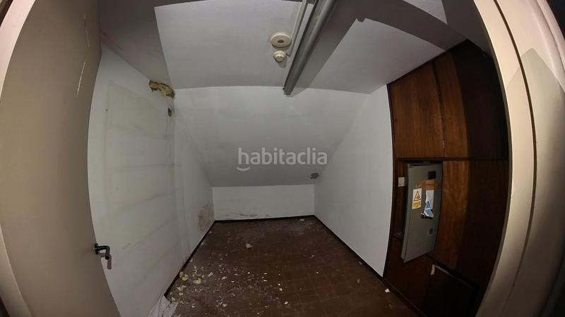 Foto 1d5bd7f4-dddd-47b6-94bb-9ff683713a2b. Alquiler local comercial local en alquiler en santiago en Santiago de Compostela