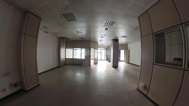 Foto c9920546-73c6-474d-88ab-e9cd063adc35. Alquiler local comercial local en alquiler en santiago en Santiago de Compostela