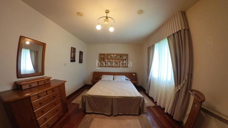 Foto 39f8a279-671b-4e6a-a25e-53a767061f77. Casa amb calefacció aparcament a Pino (O)