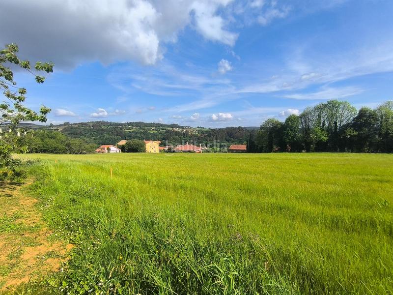Foto afcbbb85-e4af-4aee-b237-815a763a1192. Terreno residenziale in Parroquias de Santiago Santiago de Compostela