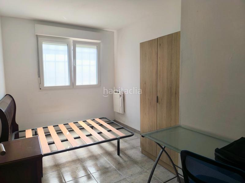 Foto 573f2544-7332-42a4-929d-c5395ce14044. Semi detached house with heating in Campus Norte - San Caetano Santiago de Compostela