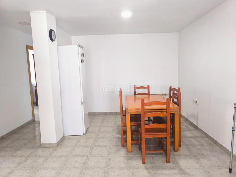 Foto 89c4f45f-b9d5-4e0a-8e68-cb2cc99264b3. Semi detached house with heating in Campus Norte - San Caetano Santiago de Compostela