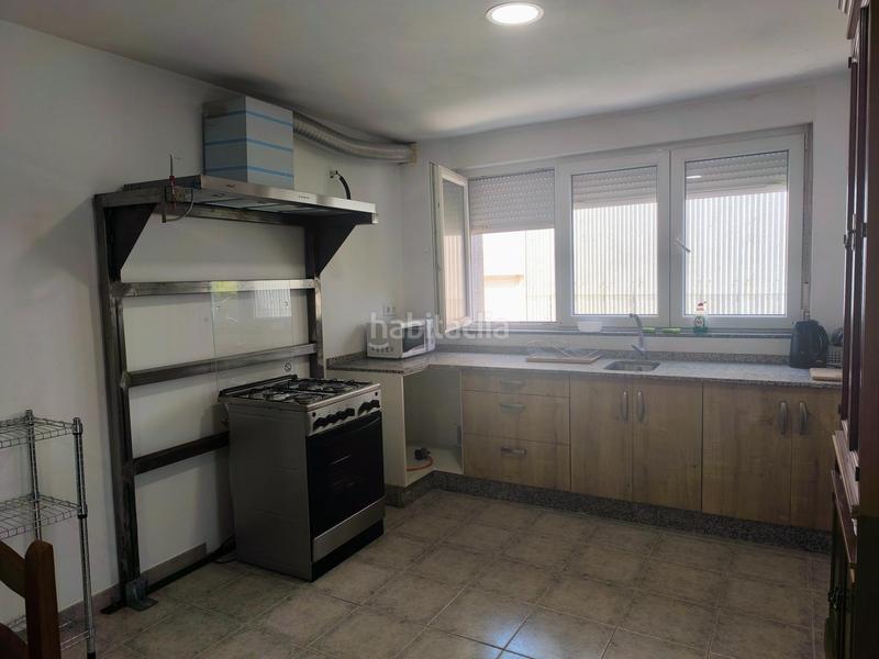 Foto a917e765-c189-41fe-8274-2f48d3bf62c4. Semi detached house with heating in Campus Norte - San Caetano Santiago de Compostela