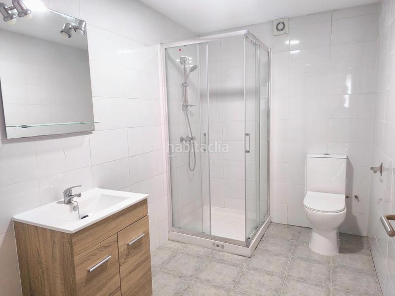 Foto e7710ef4-f14f-4791-a73e-bfc7075e0c41. Semi detached house with heating in Campus Norte - San Caetano Santiago de Compostela